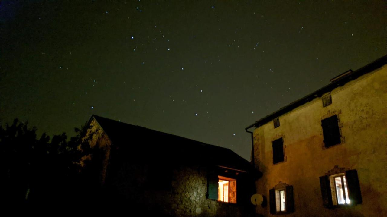 فيلا ليز أونجليهفي La Ferme Des Astres المظهر الخارجي الصورة